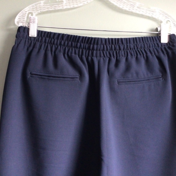 Talbots Ladies pull on pants Sz med 29” inseam dark blue - Picture 3 of 8